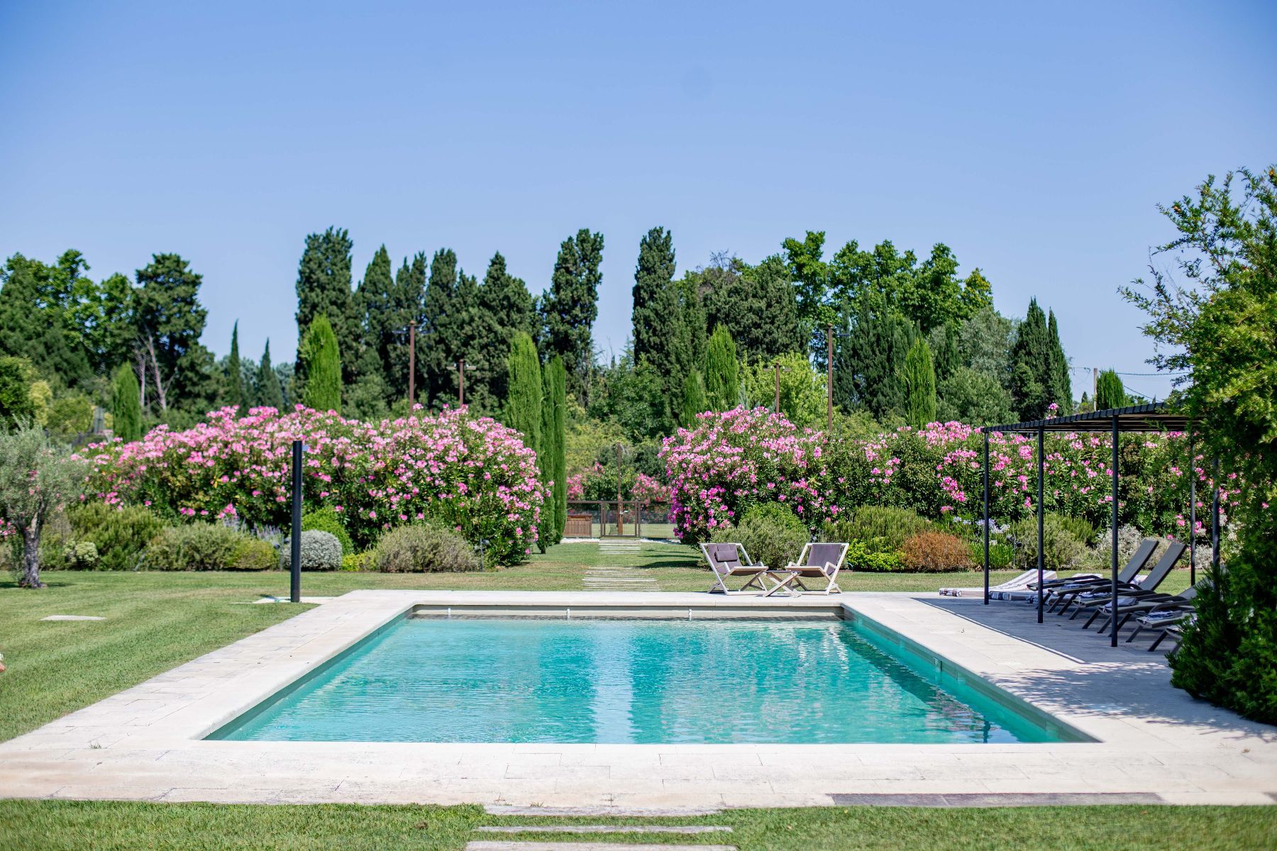 Mas des Costieres villa photo.